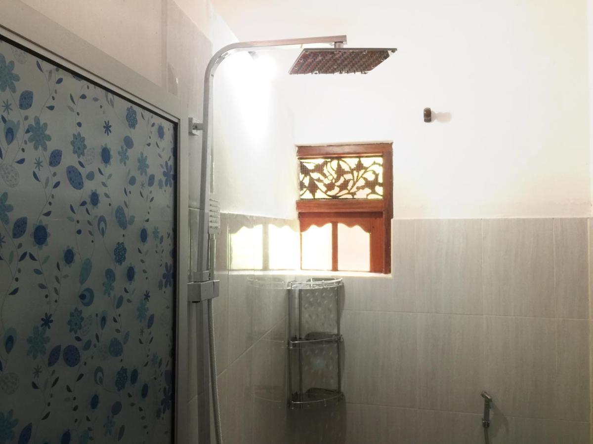 Thaaaru Villa Mirissa Bagian luar foto
