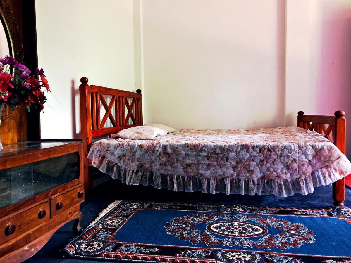 Thaaaru Villa Mirissa Bagian luar foto