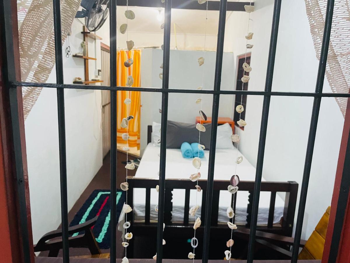 Thaaaru Villa Mirissa Bagian luar foto